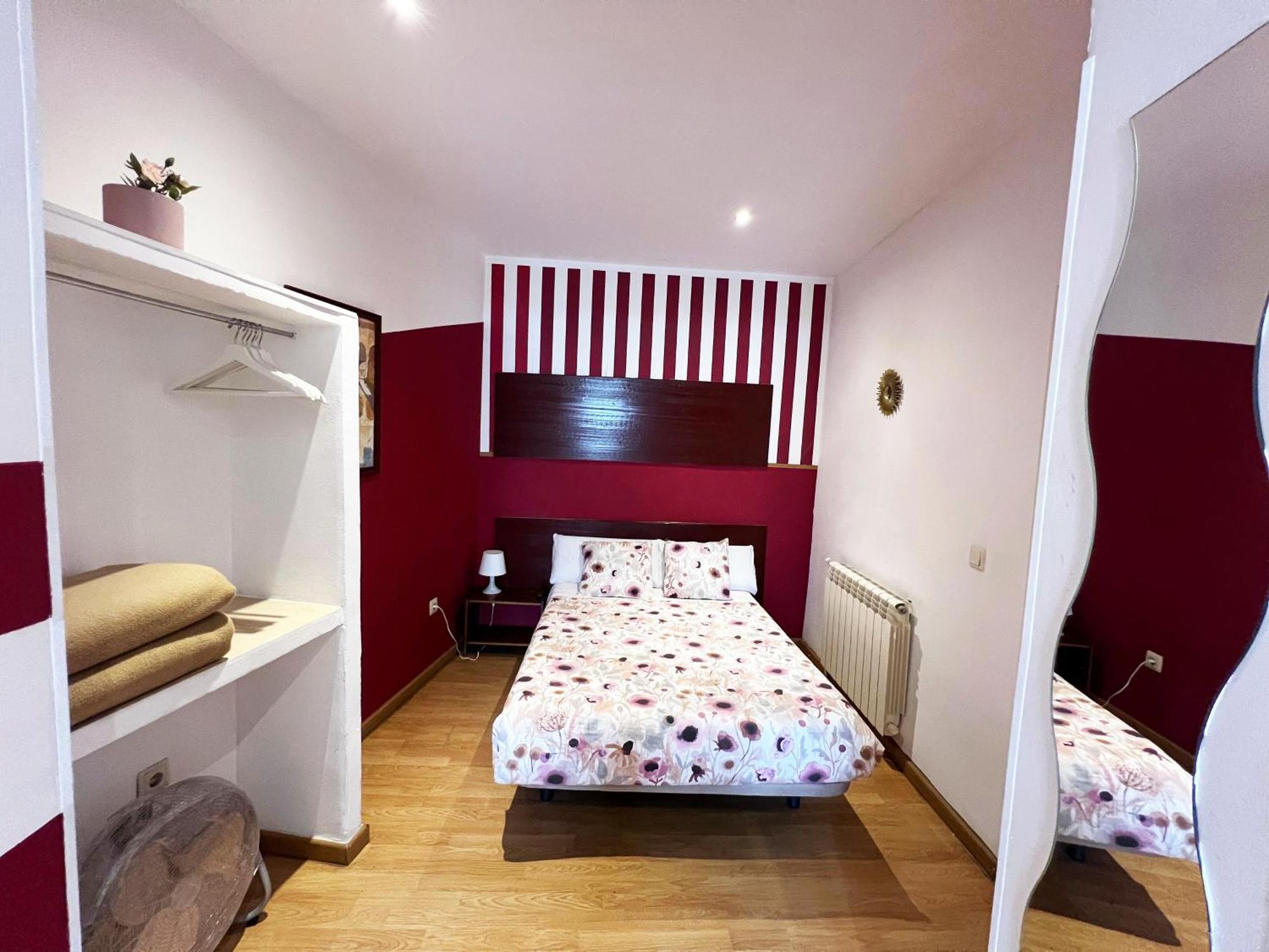 Hostal Abaaly Madrid Exteriör bild